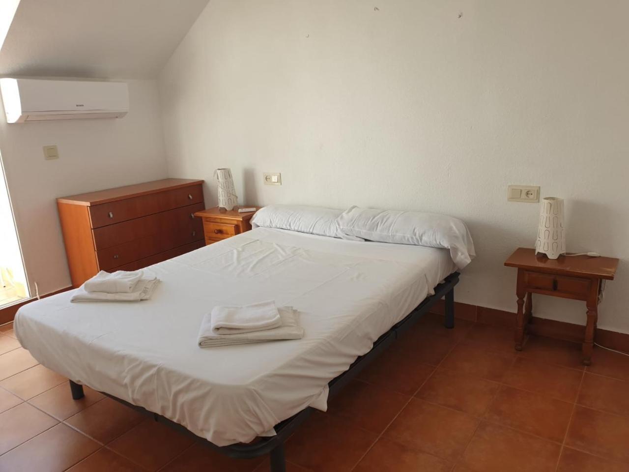 Apartamento Decada Cervantes 19 فوينخيرولا المظهر الخارجي الصورة