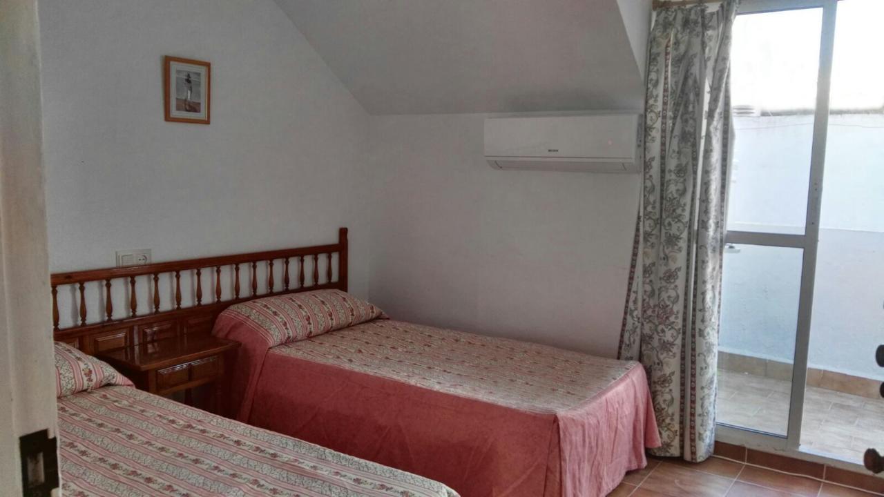 Apartamento Decada Cervantes 19 فوينخيرولا المظهر الخارجي الصورة